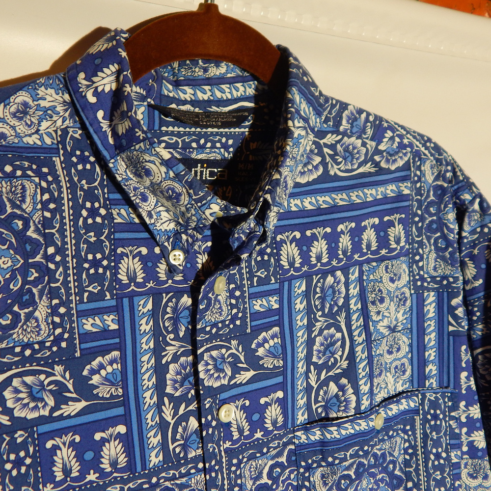 Nautica Hawaiian Shirt - Picture 3 of 7